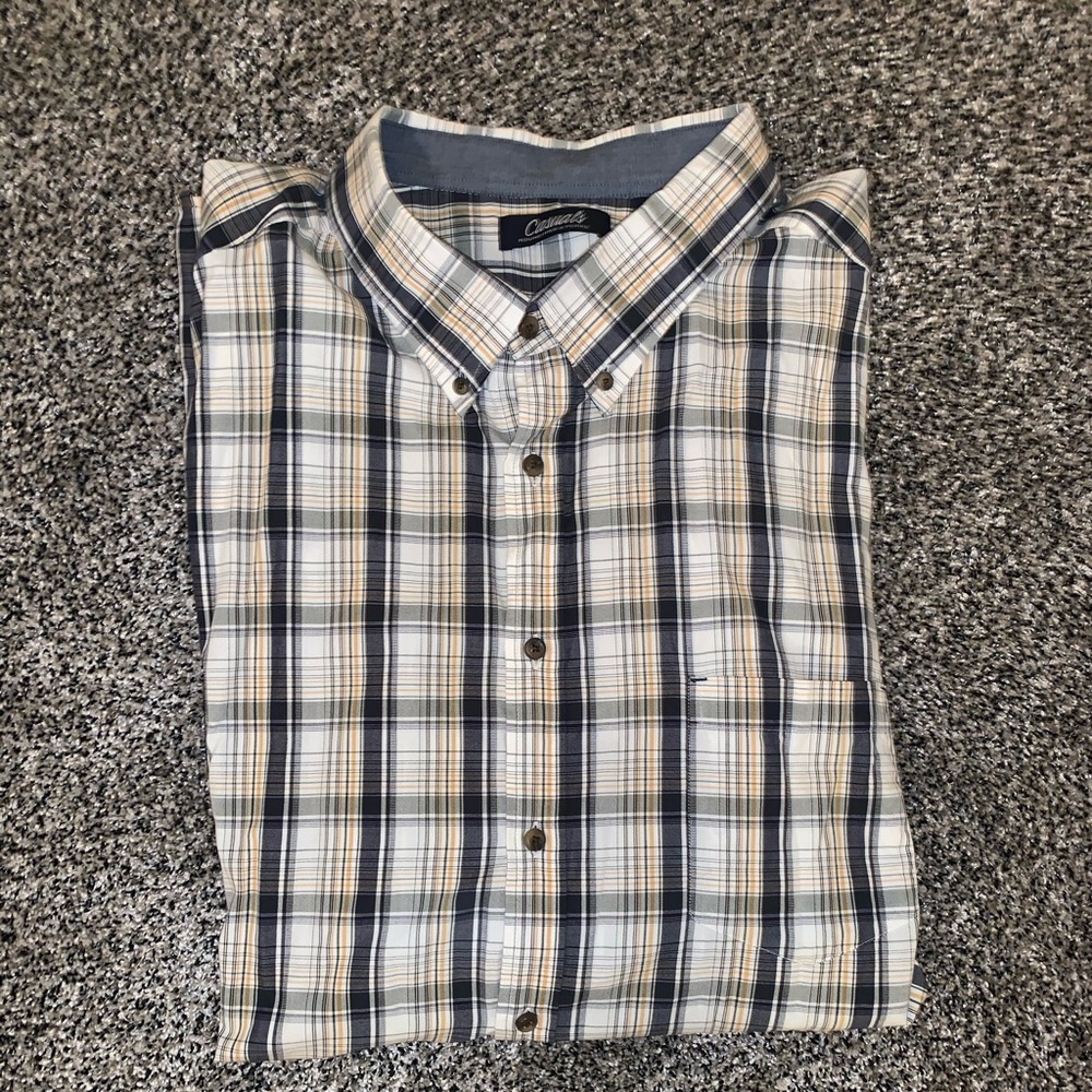 Roundtree & Yorke button down - Picture 2 of 3